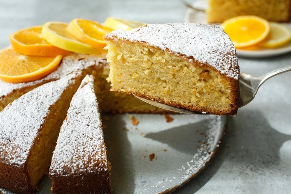 Delicious Almond Cake!